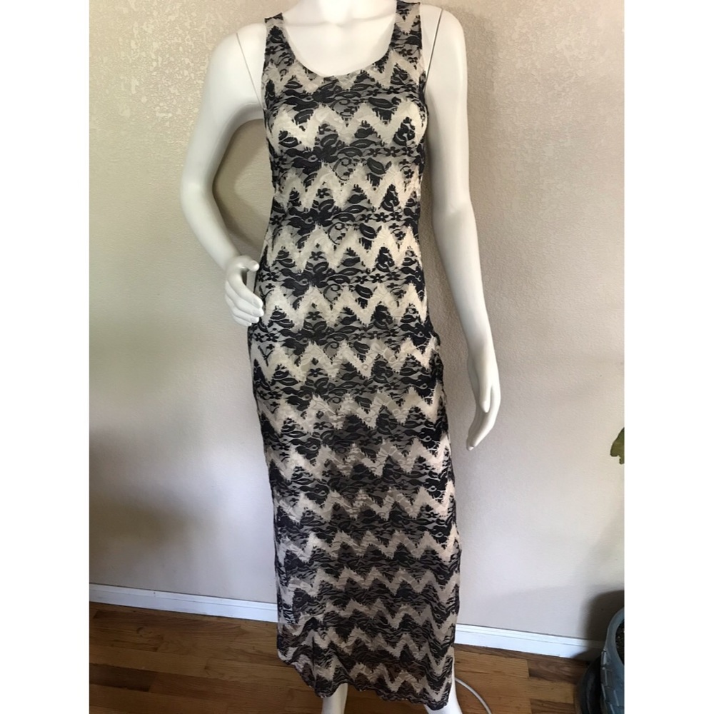 She’s Cool Embroidered Lace Dress
